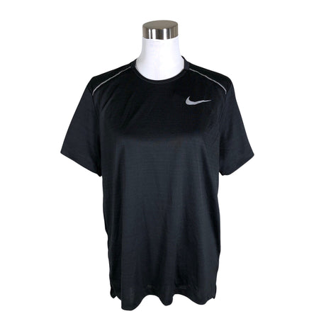 Unisex Nike - Spordisärk, lühikesed käised, suurus 40 - Must ()
