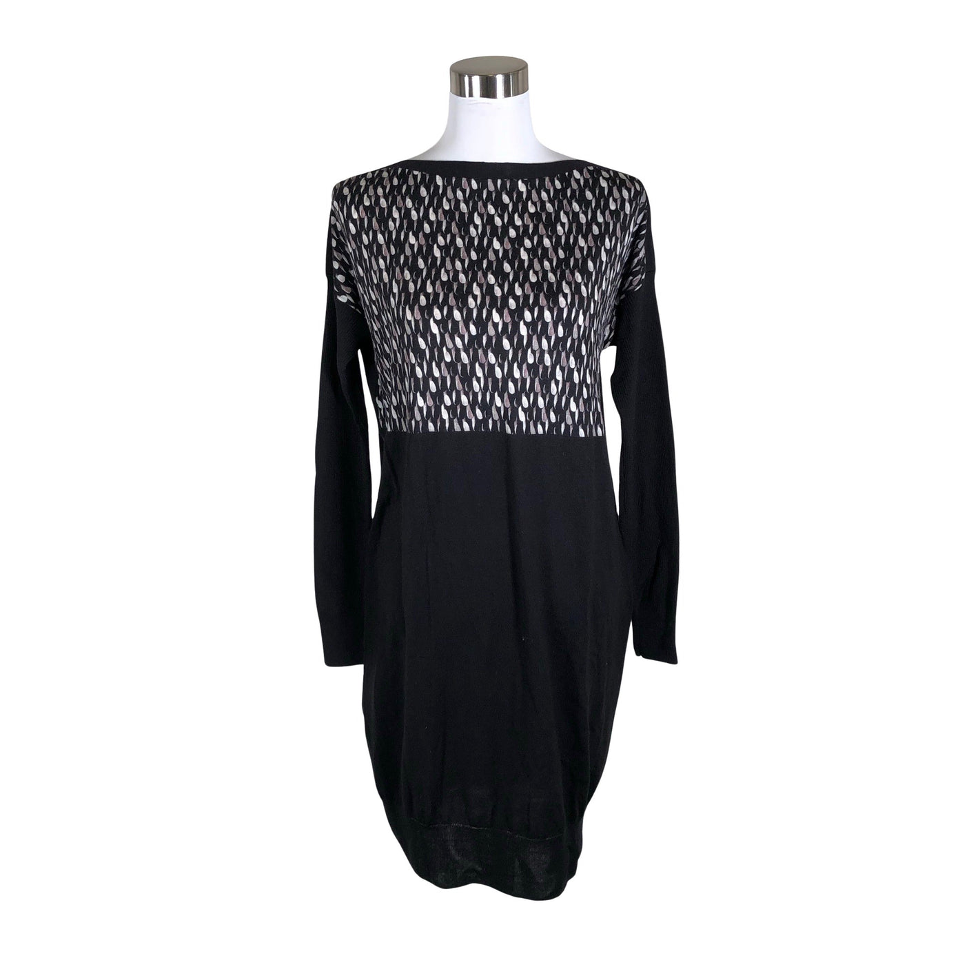 Unisex Escada Sport - Kootud kleit, suurus 38 - Must (1)