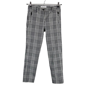 Unisex Betty Barclay - Mittevenivad püksid, suurus 36 - Must (1)