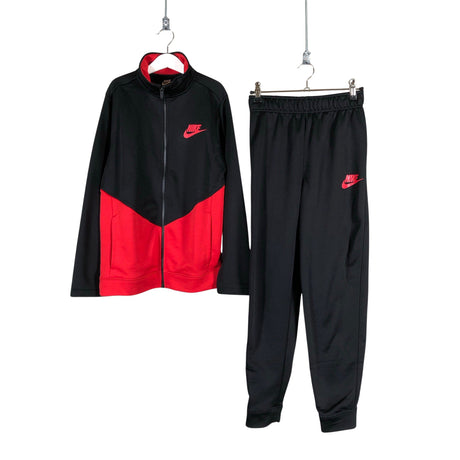 Unisex Nike - Spordirõivad, suurus 146 - 152 - Must ()
