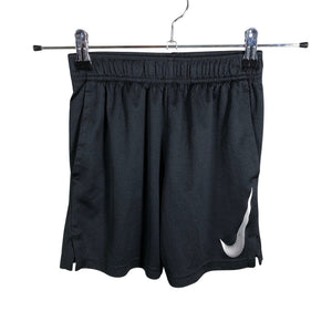 Unisex Nike - Lühikesed spordipüksid, suurus 128 - 134 - Must (1)