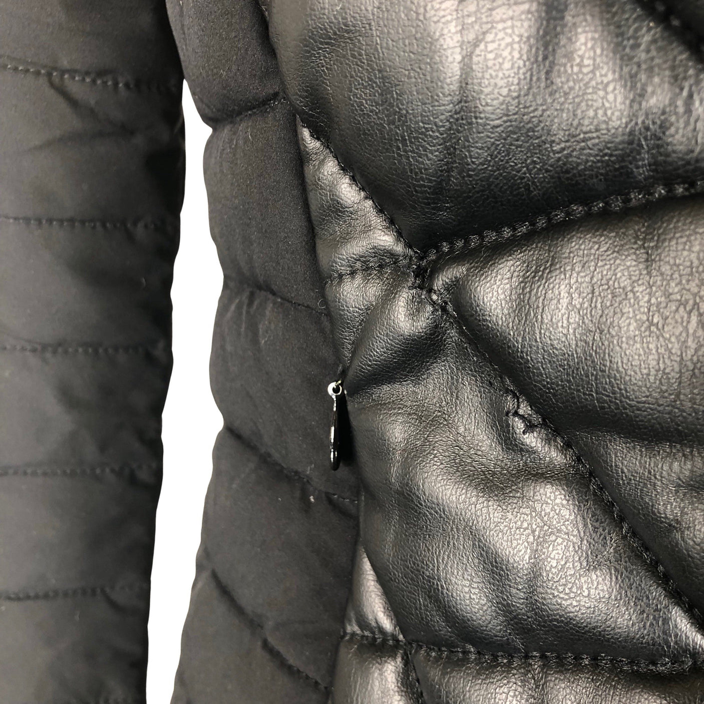 Unisex Guess - Õhem talvejope, suurus 38 - Must (3)