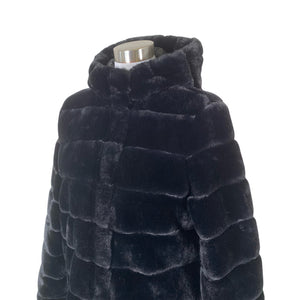 Unisex Samsoe&Samsoe - Kunstkarusnahast mantel, suurus 36 - Must (3)