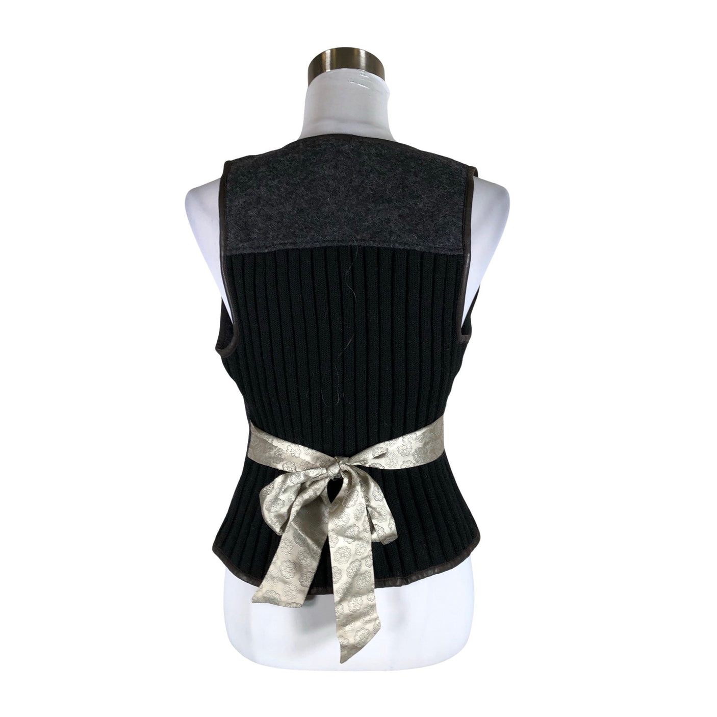 Unisex Hugo Boss - Kootud vest, suurus 40 - Hall (2)