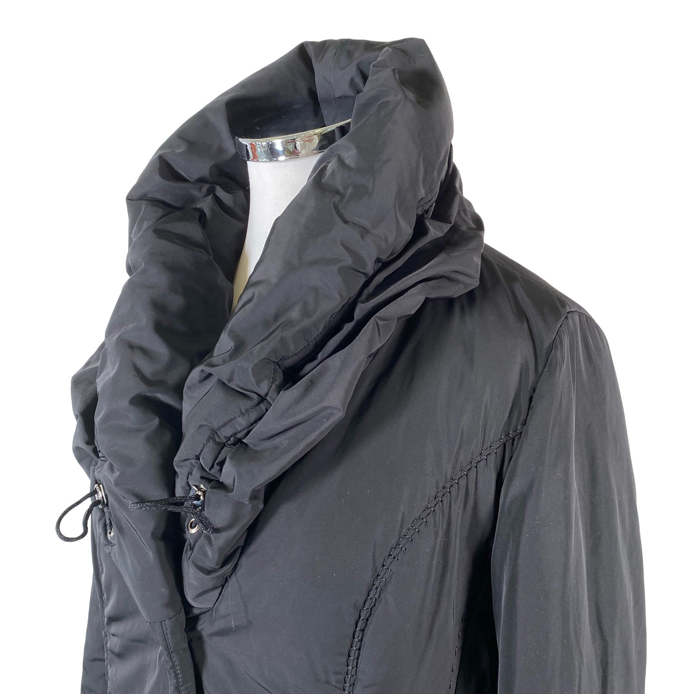 Unisex Manuela Conti - Talvejope, suurus 46 - Must (3)