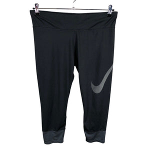 Unisex Nike - Poolpikad spordipüksid, suurus 44 - Must (1)