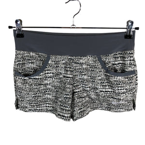 Unisex Nike - Lühikesed spordipüksid, suurus 36 - Hall (1)