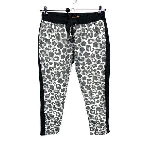 Unisex Perfect Jeans - Mittevenivad püksid, suurus 38 - Looduslik valge ()