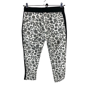 Unisex Perfect Jeans - Mittevenivad püksid, suurus 38 - Looduslik valge (2)