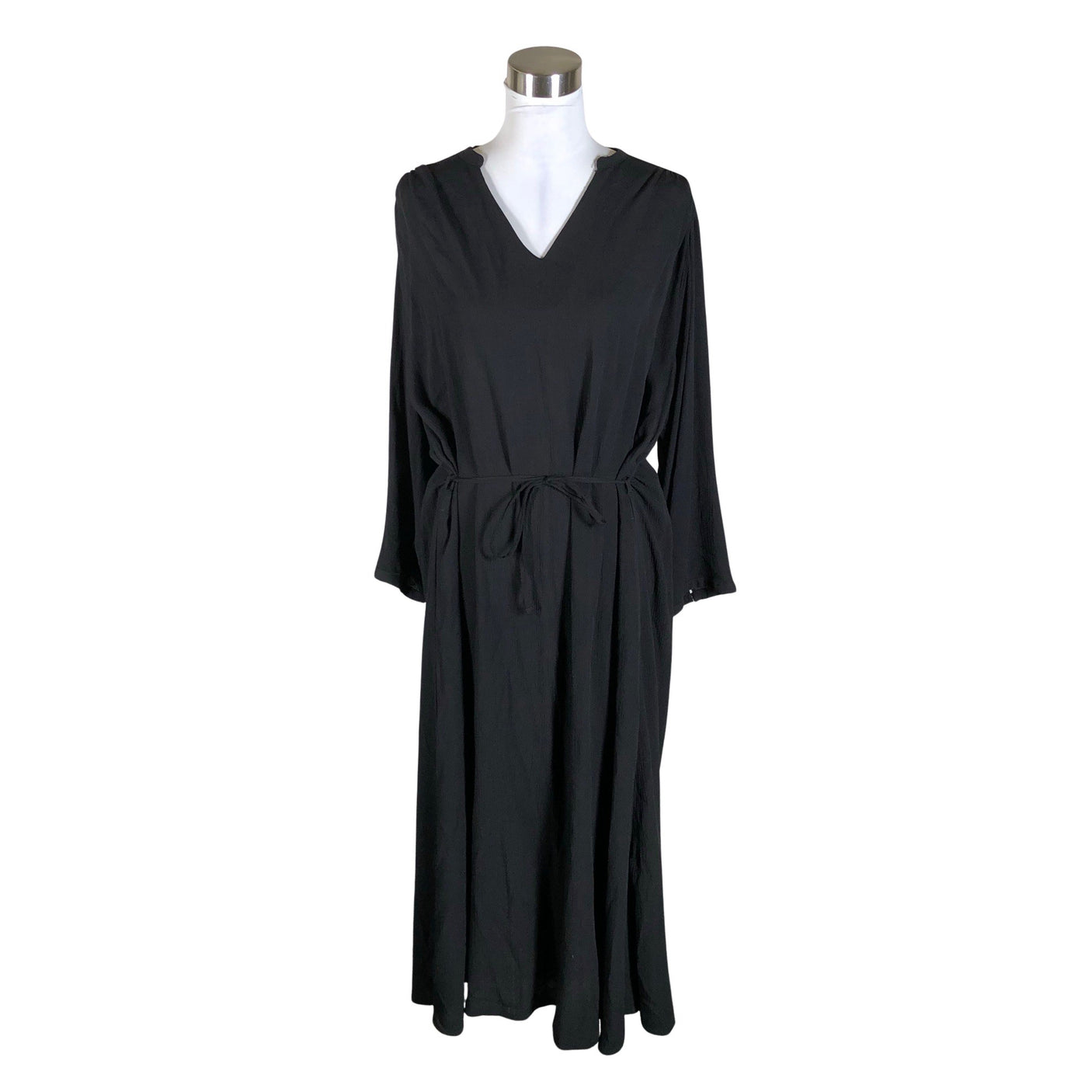 Unisex Makia - Maksikleit, suurus 40 - Must (1)