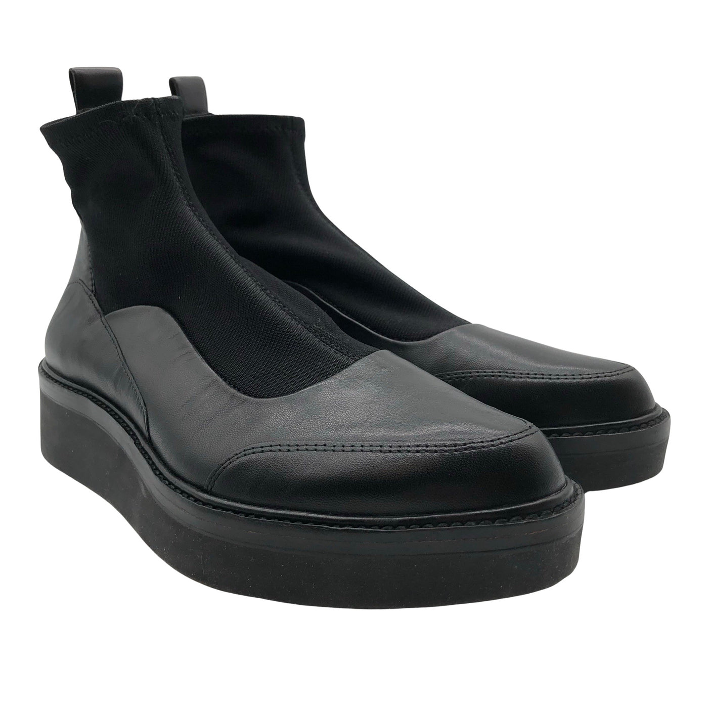 Unisex DKNY - Poolsaapad, suurus 39 - Must (2)