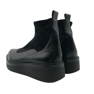 Unisex DKNY - Poolsaapad, suurus 39 - Must (3)