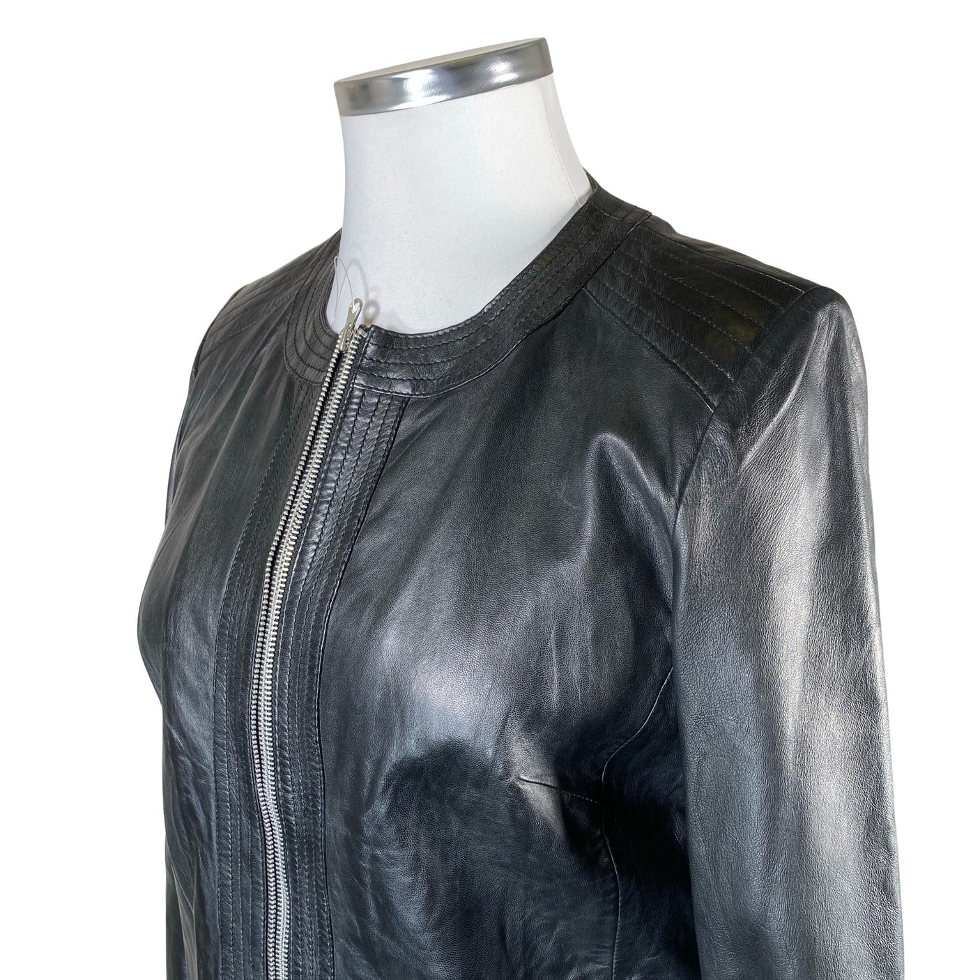 Unisex Saki - Nahktagi, suurus 44 - Must (2)