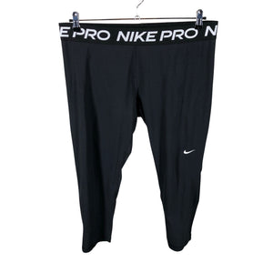 Unisex Nike - Poolpikad spordipüksid, suurus 44 - Must (1)