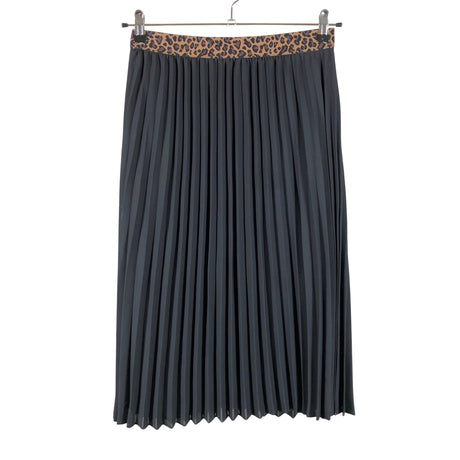 Unisex s.Oliver - Plisseerseelik, suurus 38 - Must ()