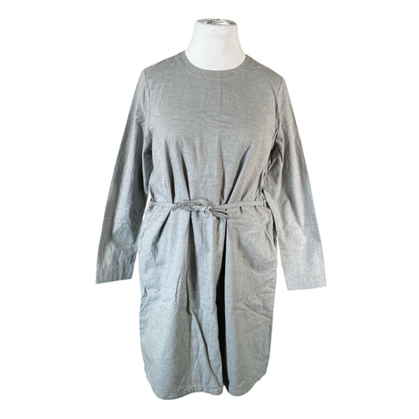 Unisex R-collection - Mitteveniv kleit, suurus 42 - Hall ()