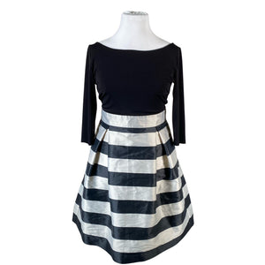Unisex Swing - Mitteveniv kleit, suurus 44 - Must (1)