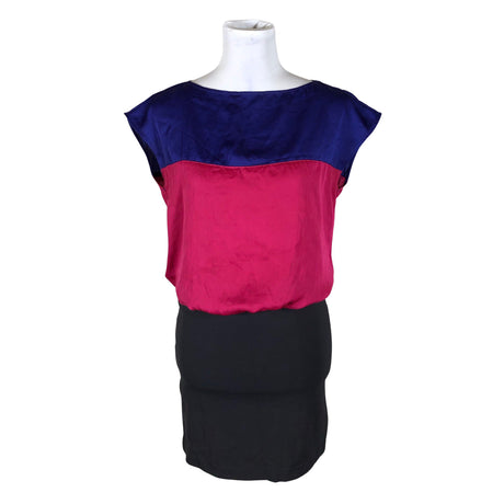 Unisex Esprit - Mitteveniv kleit, suurus 34 - Roosa ()