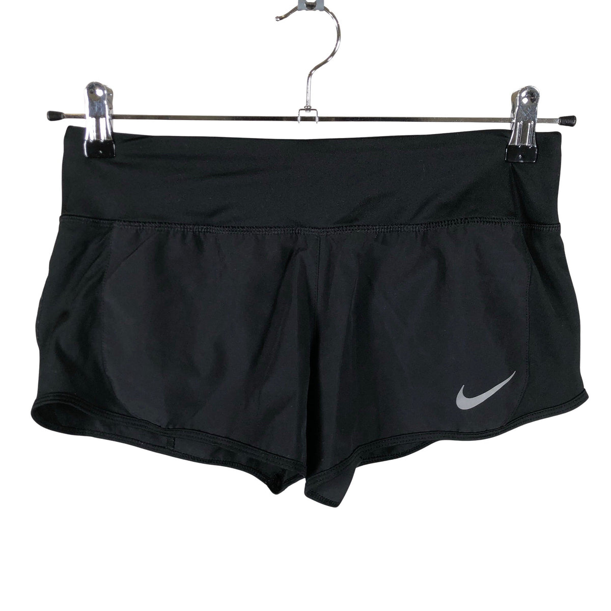 Unisex Nike - Lühikesed spordipüksid, suurus 36 - Must (1)