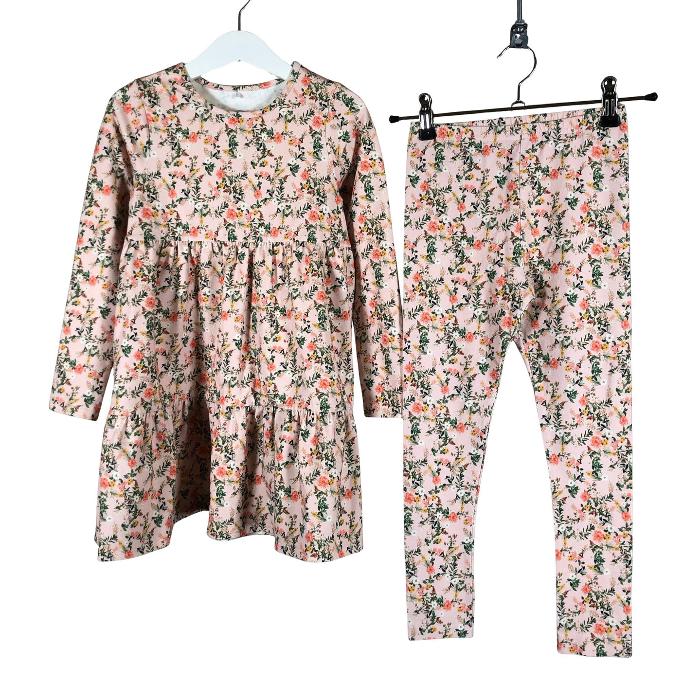 Unisex Metsola - Trikotaažist kleit, suurus 110 - 116 - Heleroosa (1)