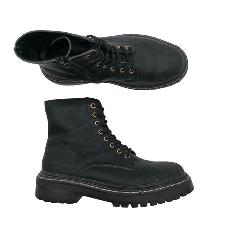 Unisex O.I.S - Nööridega saapad, suurus 39 - Must ()