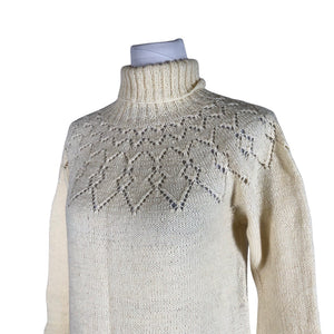 Unisex Handmade - Kootud kleit, suurus 36 - Looduslik valge (3)