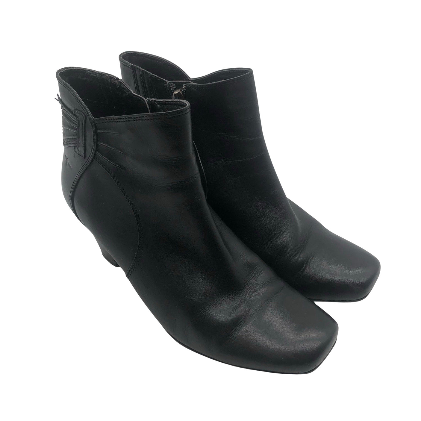 Unisex Tamaris - Poolsaapad, suurus 37 - Must (2)