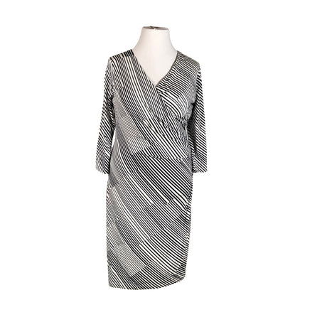 Unisex Ril's - Trikotaažist kleit, suurus 42 - Valge ()