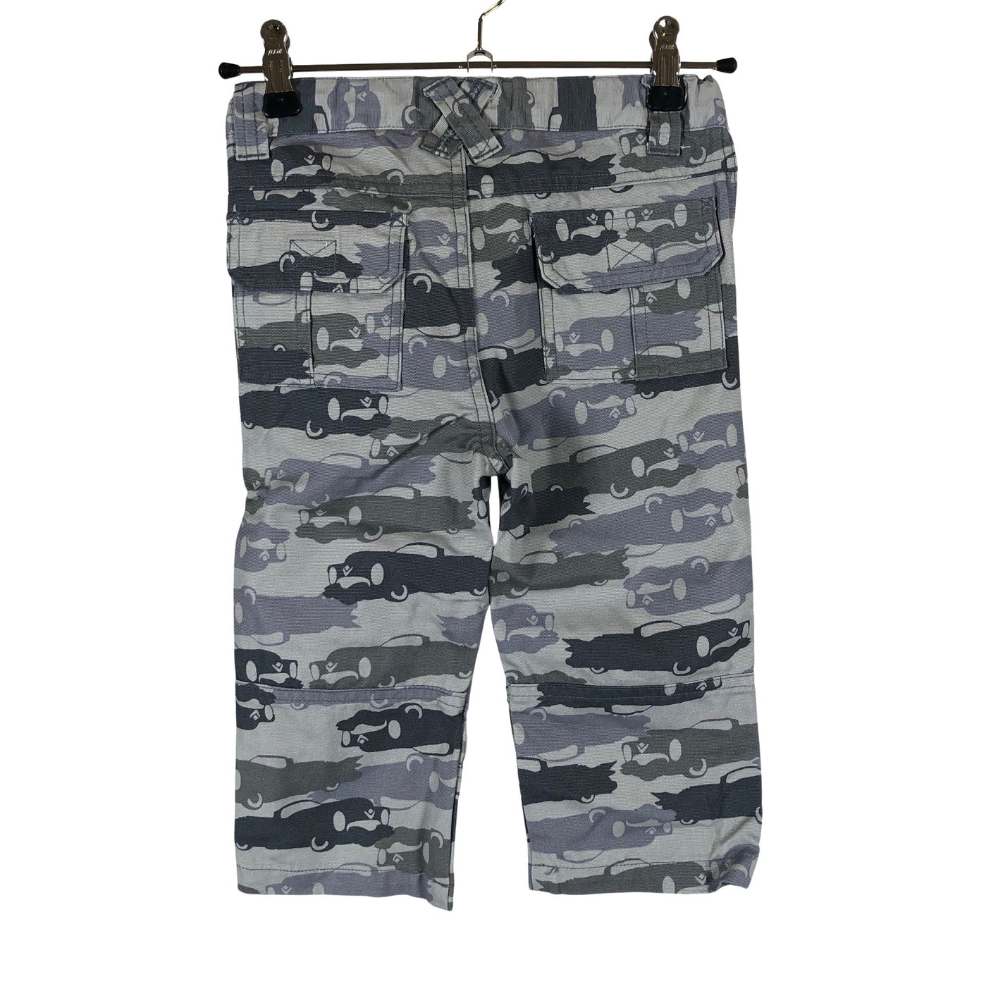 Unisex D&J Familjeklubben - Mittevenivad püksid, suurus 86 - 92 - Hall (2)