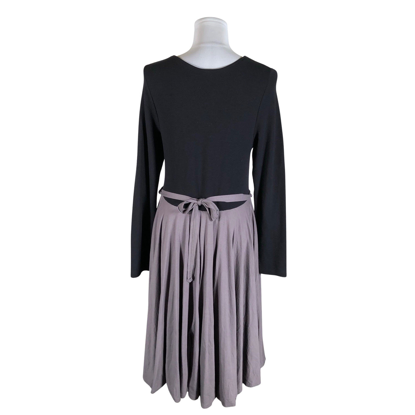 Unisex Nanso - Trikotaažist kleit, suurus 38 - Must (2)