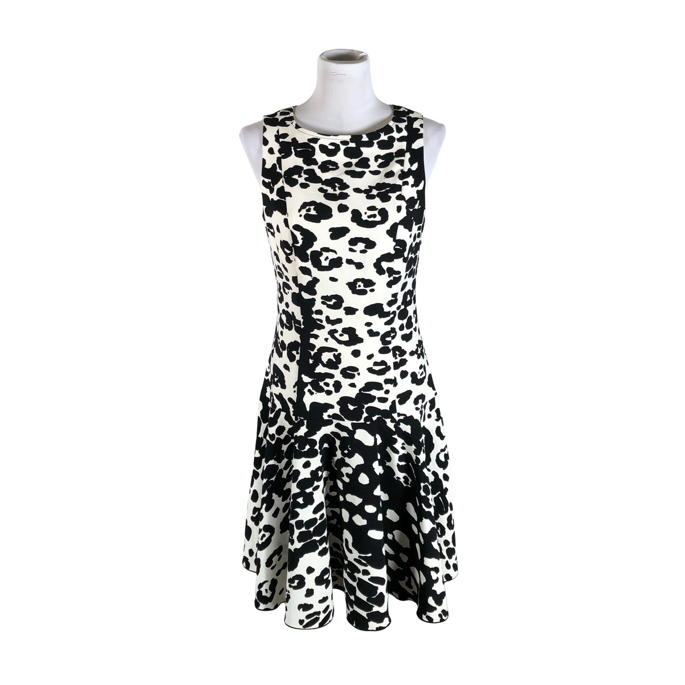 Unisex Joseph Ribkoff - Mitteveniv kleit, suurus 38 - Looduslik valge (1)