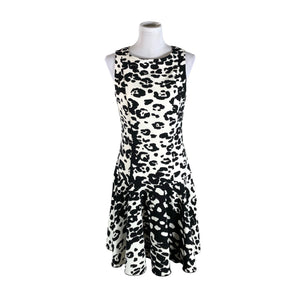 Unisex Joseph Ribkoff - Mitteveniv kleit, suurus 38 - Looduslik valge (1)