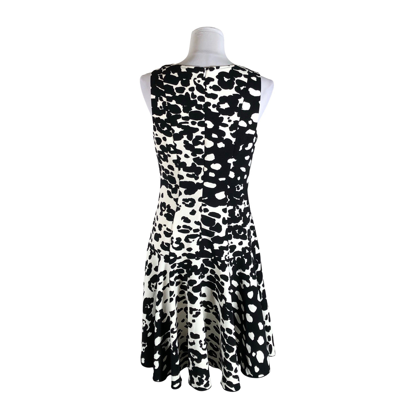 Unisex Joseph Ribkoff - Mitteveniv kleit, suurus 38 - Looduslik valge (2)