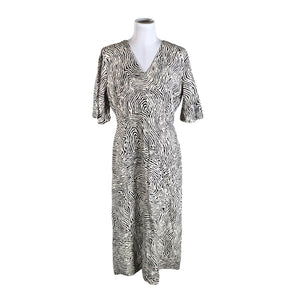 Unisex Handmade - Mitteveniv kleit, suurus 40 - Looduslik valge (1)