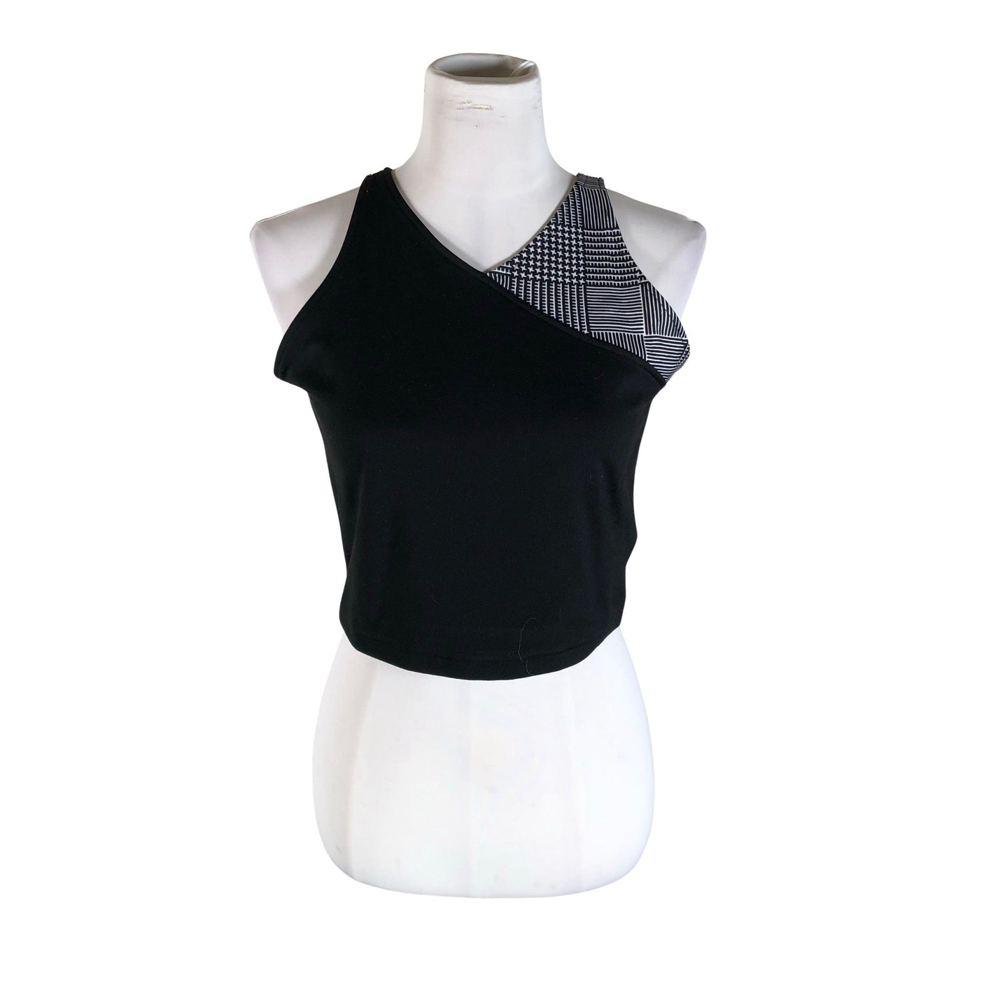 Unisex Nike - Sporditopp, suurus 40 - Must (1)