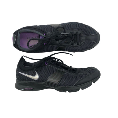 Unisex Nike - Sisespordijalanõud, suurus 38 - Must ()
