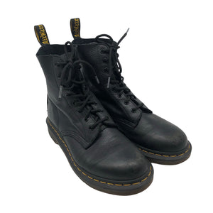 Unisex Dr. Martens - Nööridega saapad, suurus 40 - Must (2)