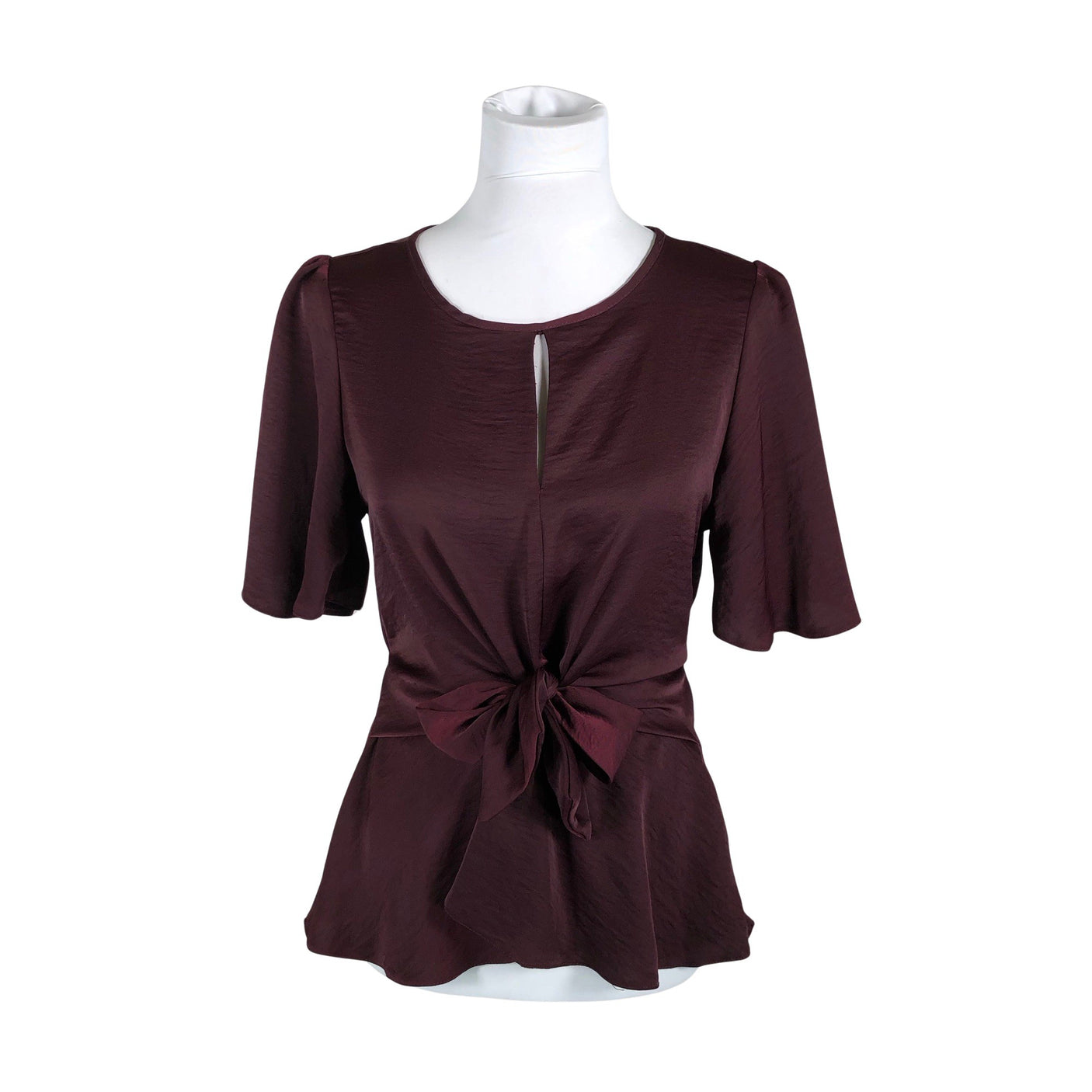 Lühikeste käistega pluus, suurus 38