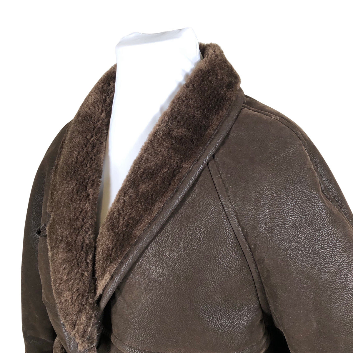 Unisex More Than Yesterday - Kunstkarusnahast mantel, suurus 42 - Pruun (3)