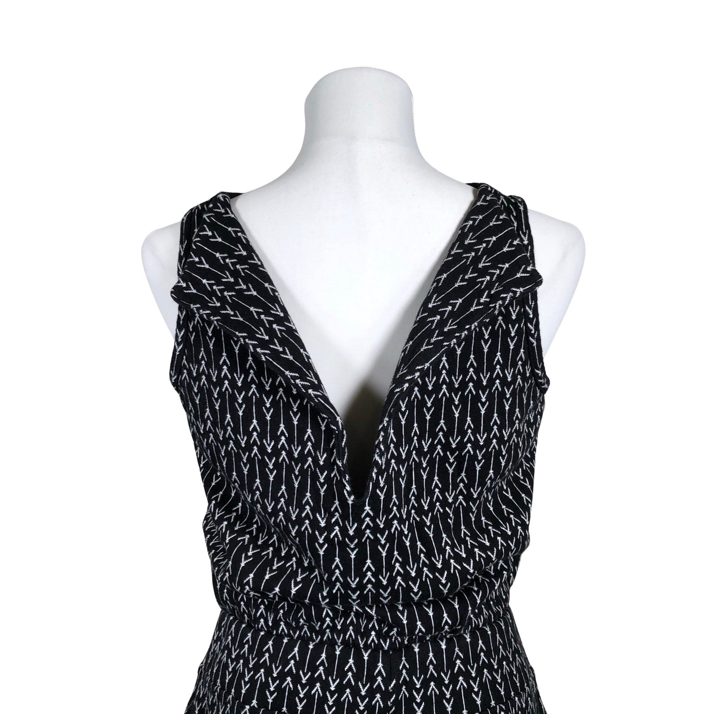 Unisex Nouki - Pükskostüüm, suurus 38 - Must (2)
