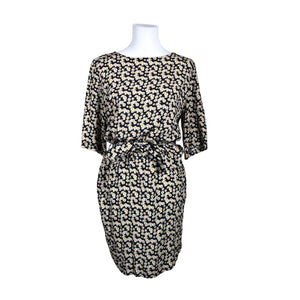 Unisex Minimarket - Mitteveniv kleit, suurus 36 - Must (1)