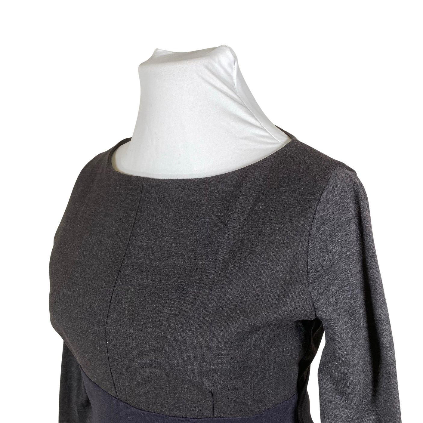 Unisex MaxMara - Mitteveniv kleit, suurus 42 - Hall (3)