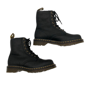 Unisex Dr. Martens - Nööridega saapad, suurus 38 - Must (1)