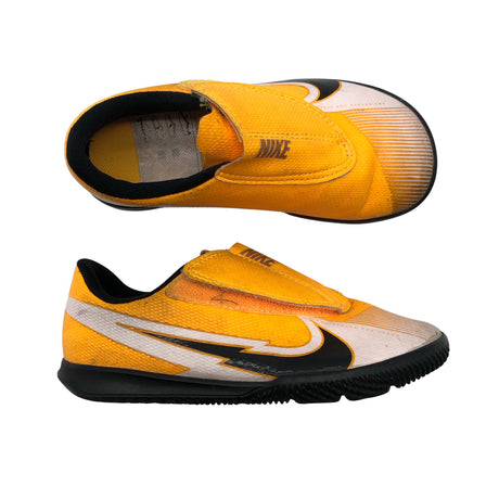 Unisex Nike - Jalgpallijalatsid , suurus 27 - Kollane ()
