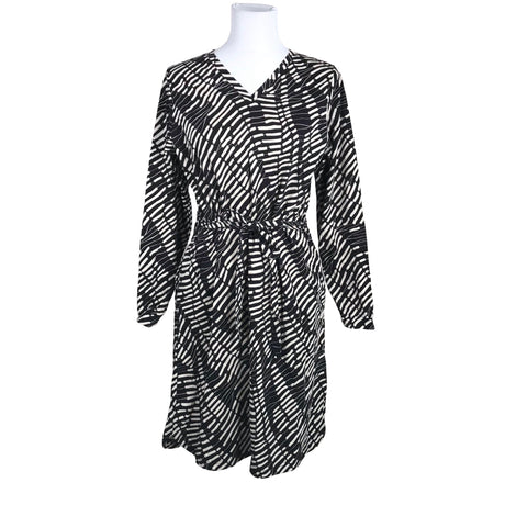 Unisex NOSH - Trikotaažist kleit, suurus 40 - Must ()