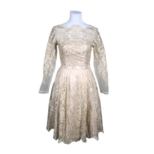 Unisex Chi Chi London - Pidulik kleit, suurus 36 - Beige (1)