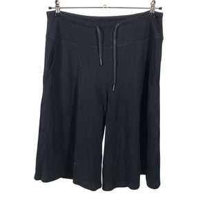 Unisex North Outdoor - Dressikangast lühikesed püksid, suurus 40 - Must (1)