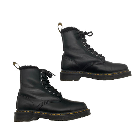 Unisex Dr. Martens - Poolsaapad, suurus 37 - Must