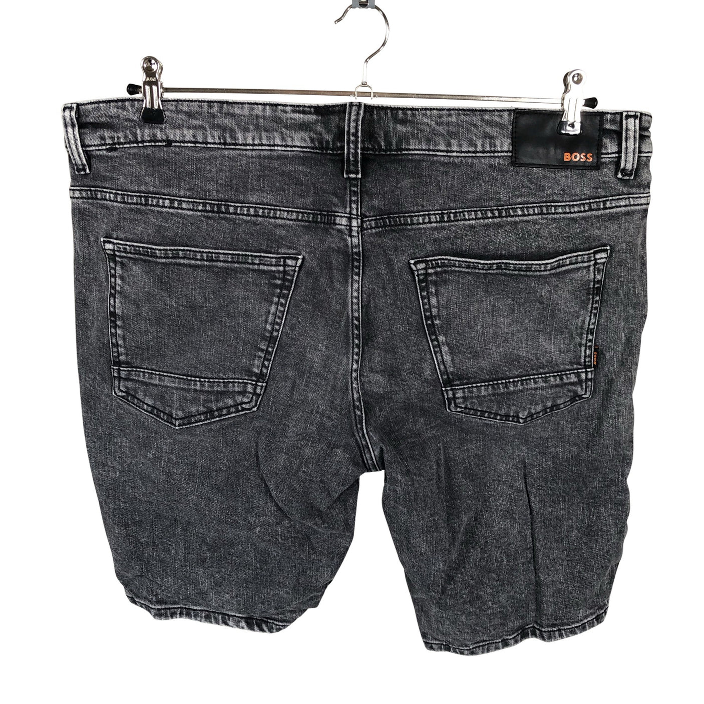 Unisex Hugo Boss - Teksast lühikesed püksid, suurus W36 - Hall (2)