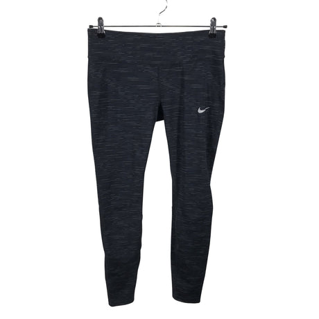 Unisex Nike - Spordiretuusid, suurus 40 - Must ()